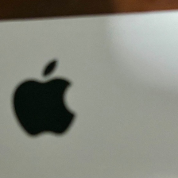 iPhone 15 Box - Picture 5 of 5